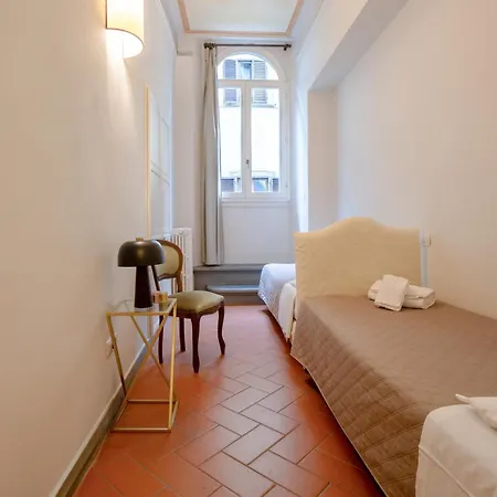Apartment Rondinelli Charme Prestige